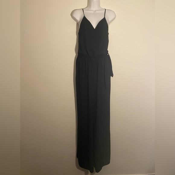 Black tie waist jumpsuit - Picture 1 of 2
